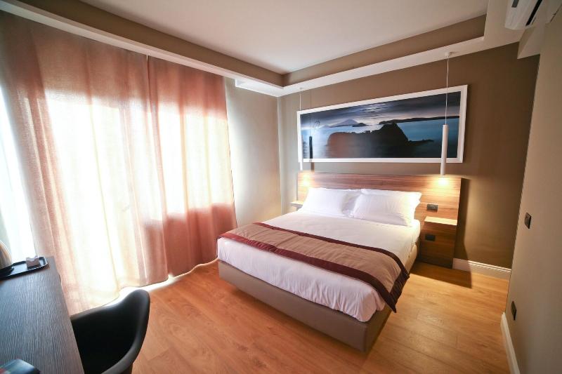 7Th Floor Suite - Oda