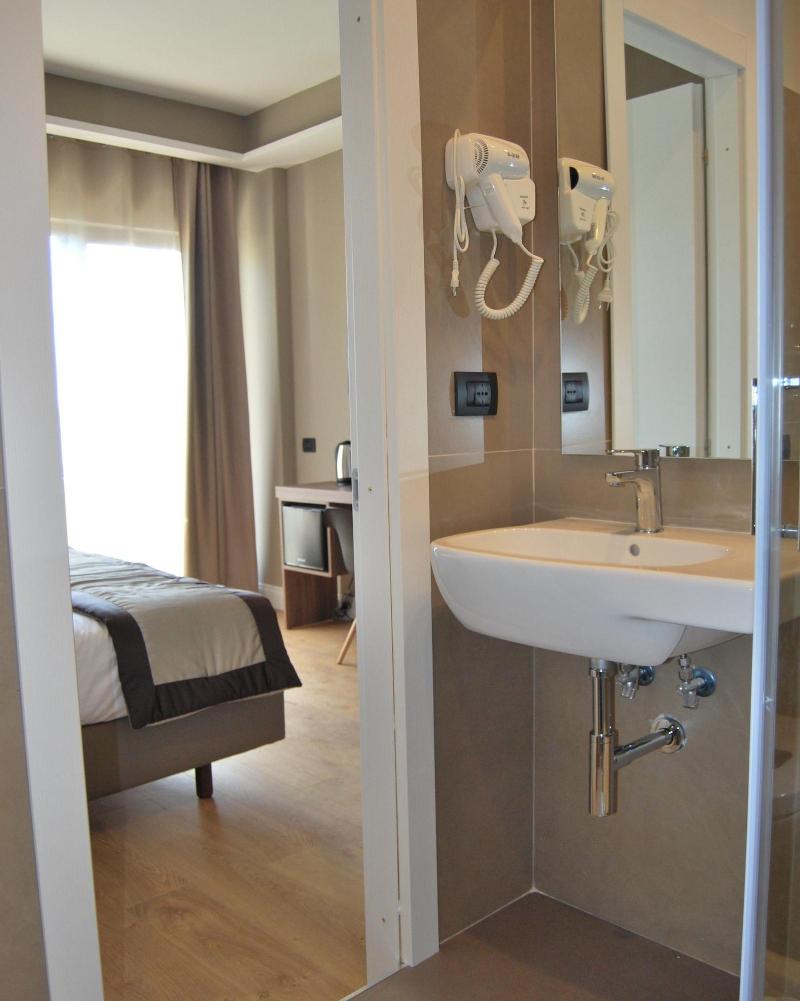 7Th Floor Suite - Oda