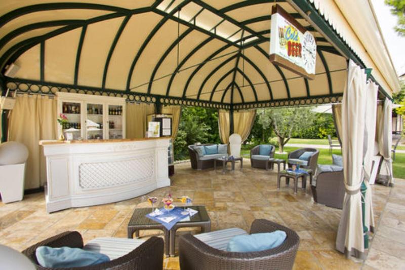 Vip S Motel - Bar
