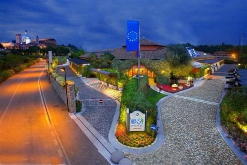 Vip S Motel - Genel
