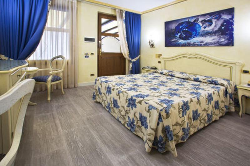 Vip S Motel - Oda