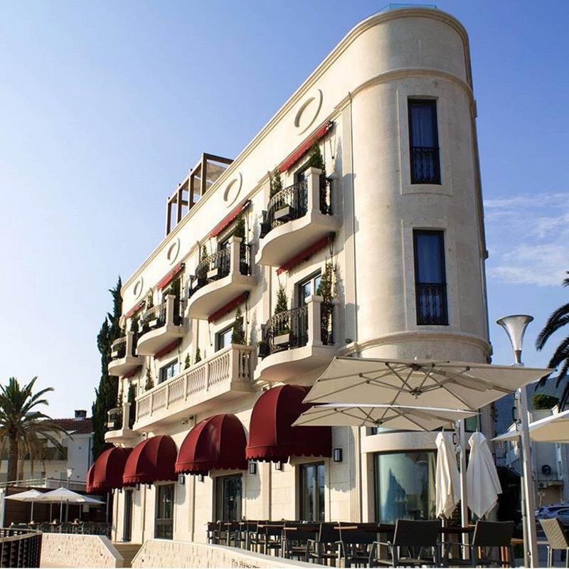 Hotel La Roche - Genel