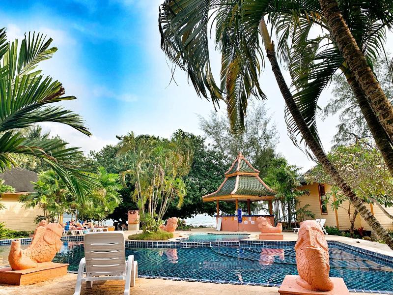 Coconut Beach Resort - Plaj