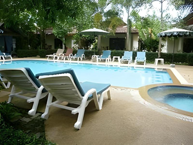 Cousin Resort - Havuz