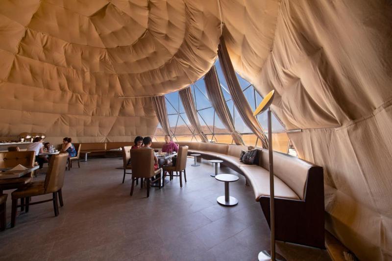 Bubble Luxotel Wadi Rum - Lobi