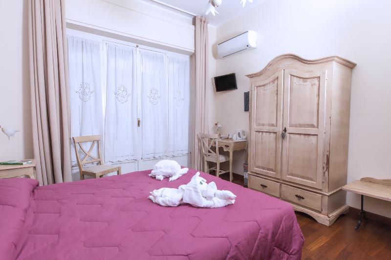 Stupor Mundi Bed and Breakfast - Oda
