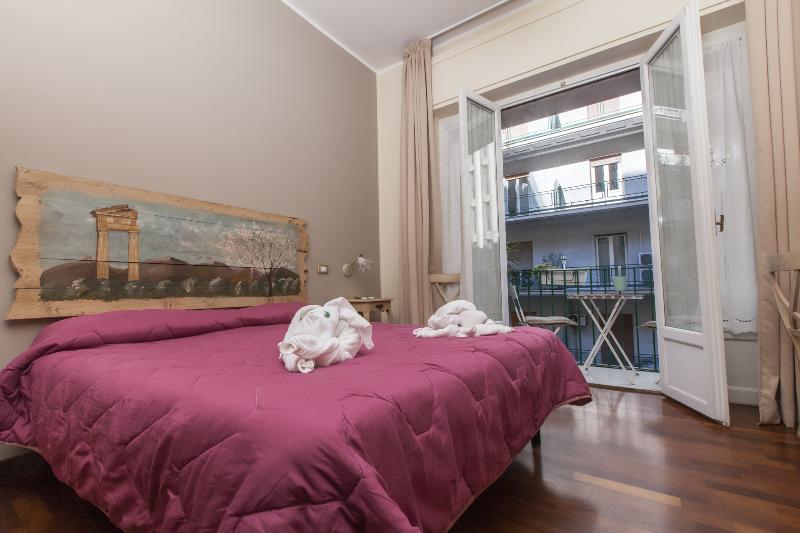 Stupor Mundi Bed and Breakfast - Oda