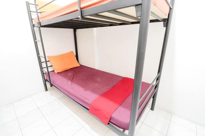 ARJUNA 31 HOMESTAY by ZUZU - Oda