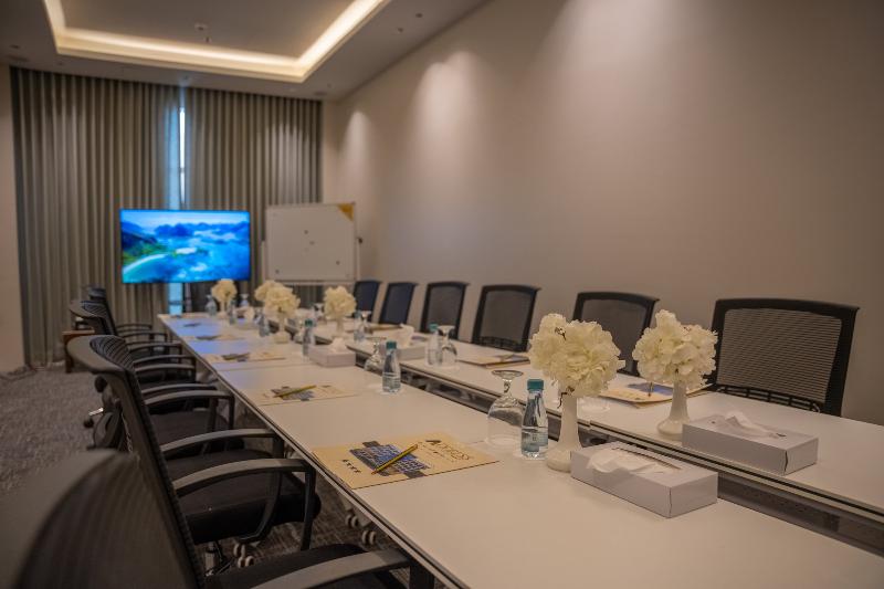 TOP Rosemond Al-Hamra Hotel Jeddah - Toplantı