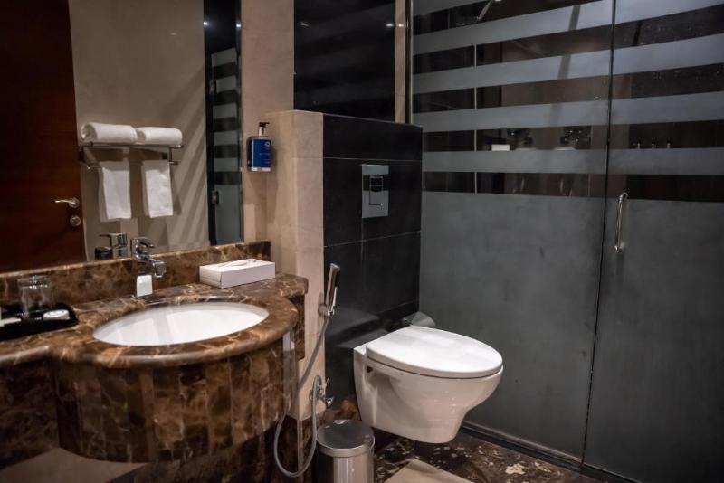 TOP Rosemond Al-Hamra Hotel Jeddah - Oda