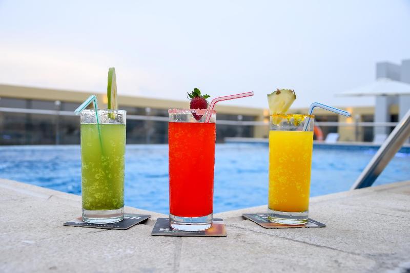 TOP Rosemond Al-Hamra Hotel Jeddah - Havuz