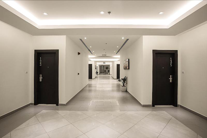 Grand Lily Hotel Suites - Lobi