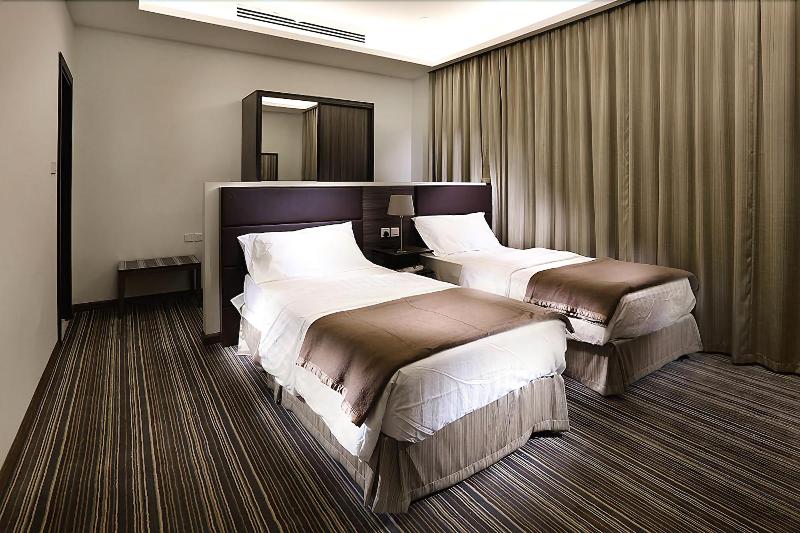 Grand Lily Hotel Suites - Oda