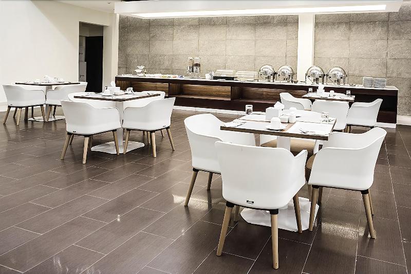 Grand Lily Hotel Suites - Restoran