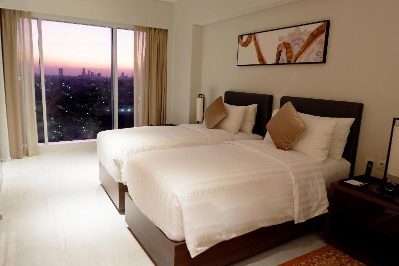 Oakwood Hotel Residence Surabaya - Oda