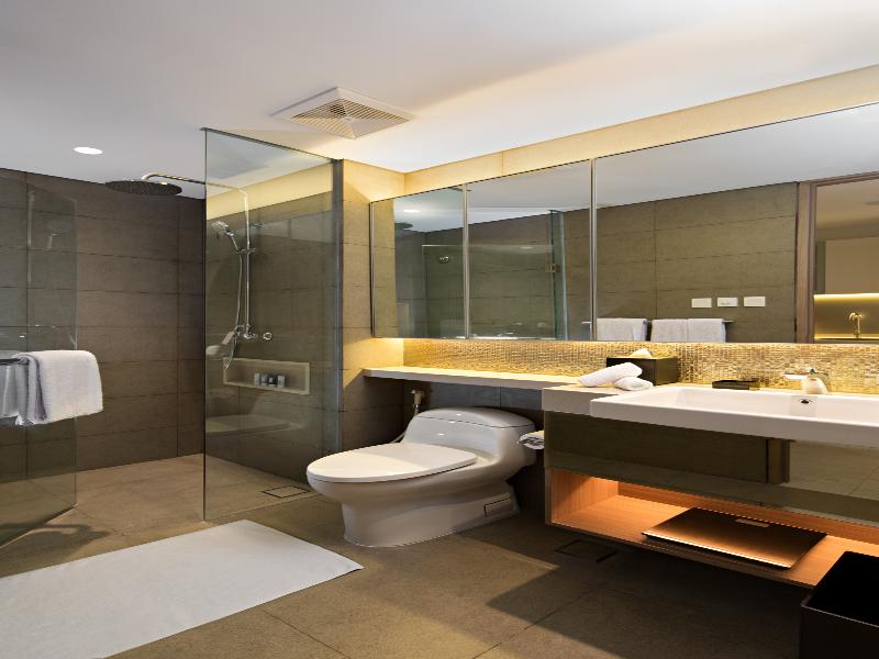 Oakwood Hotel Residence Surabaya - Oda