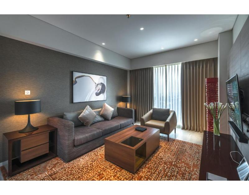 Oakwood Hotel Residence Surabaya - Oda