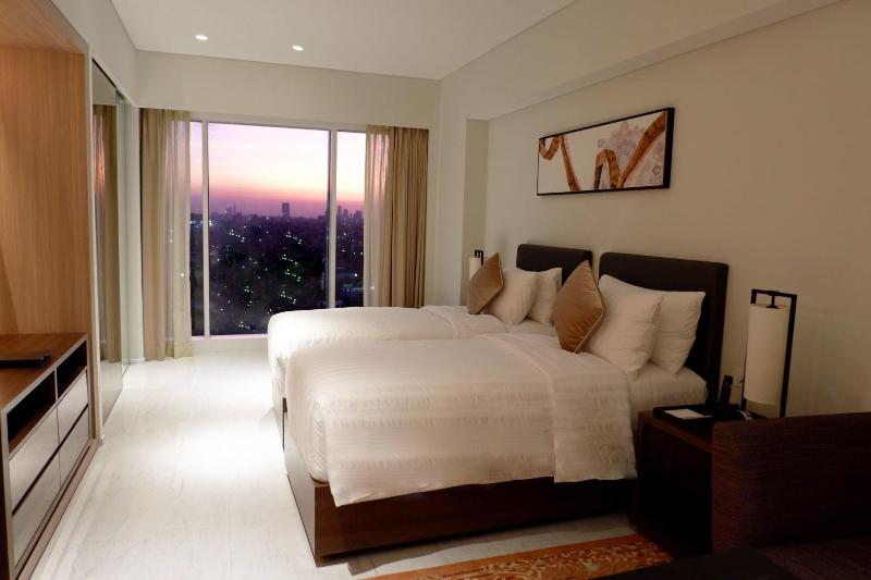 Oakwood Hotel Residence Surabaya - Oda