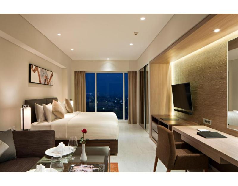 Oakwood Hotel Residence Surabaya - Oda