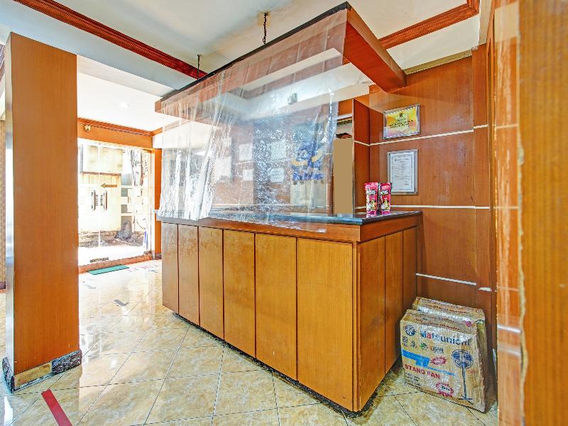 OYO 90380 Andalus Hotel Syariah - Lobi