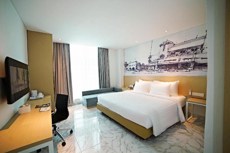 Palm Park Hotel Surabaya - Genel