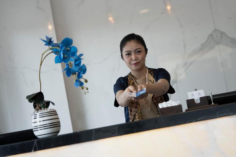 Batiqa Hotel Darmo Surabaya - Lobi