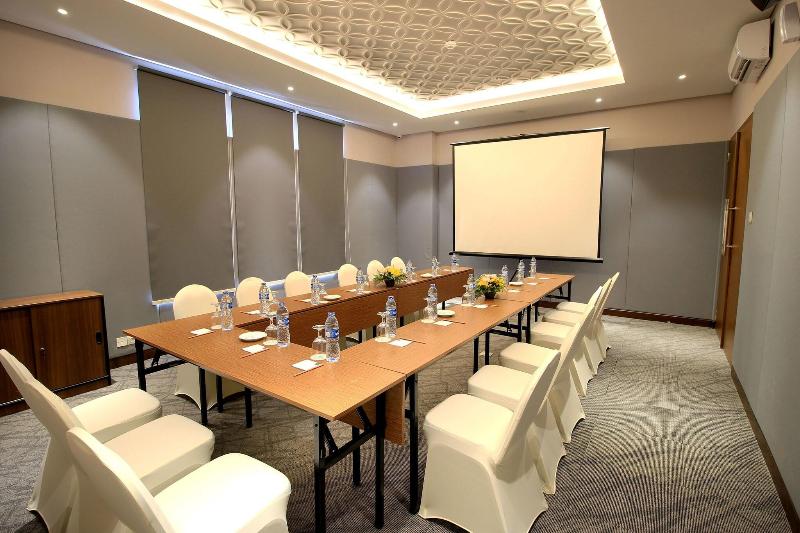 Batiqa Hotel Darmo Surabaya - Toplantı