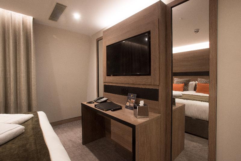 Merit Kensington Hotel - Oda