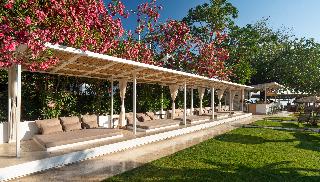Daphnis Hotel