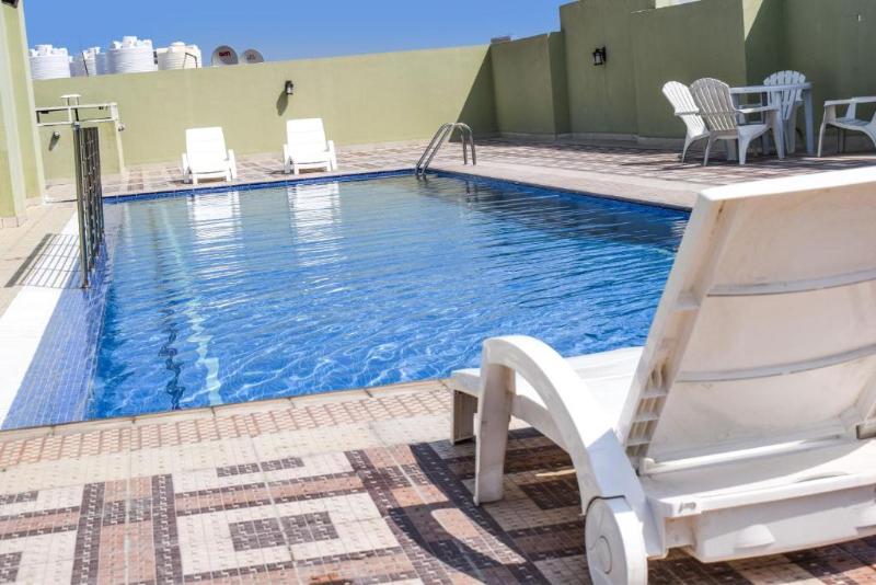 Al Mansour Park Inn Hotel Apartment - Havuz