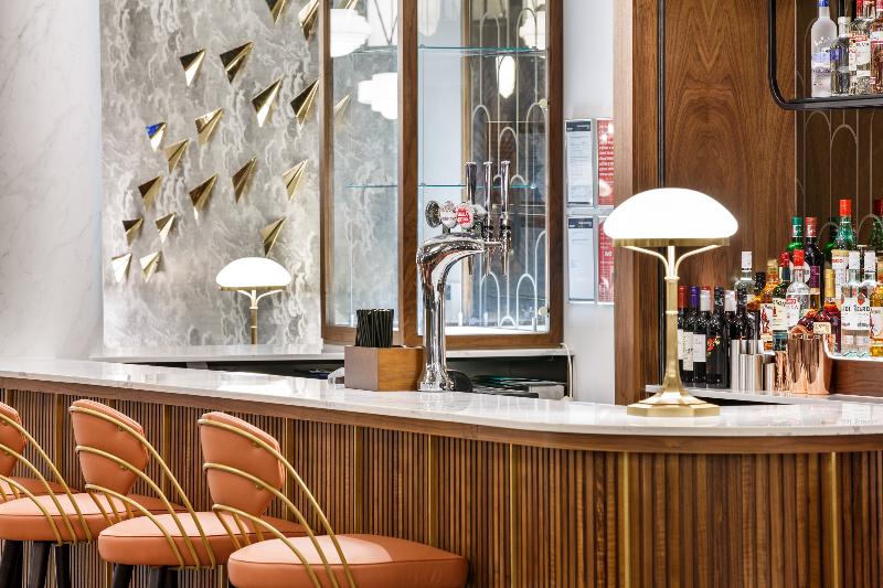 Ibis Styles London Heathrow East - Bar