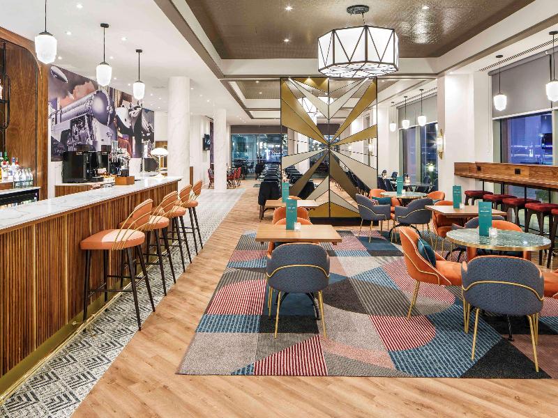 Ibis Styles London Heathrow East - Bar