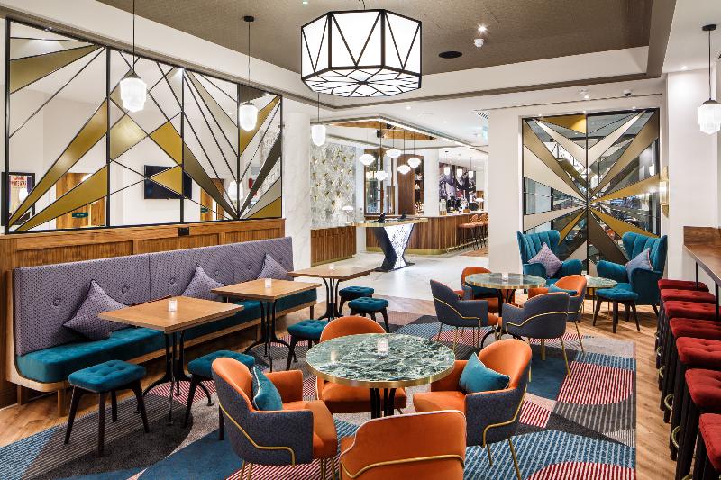 Ibis Styles London Heathrow East - Lobi