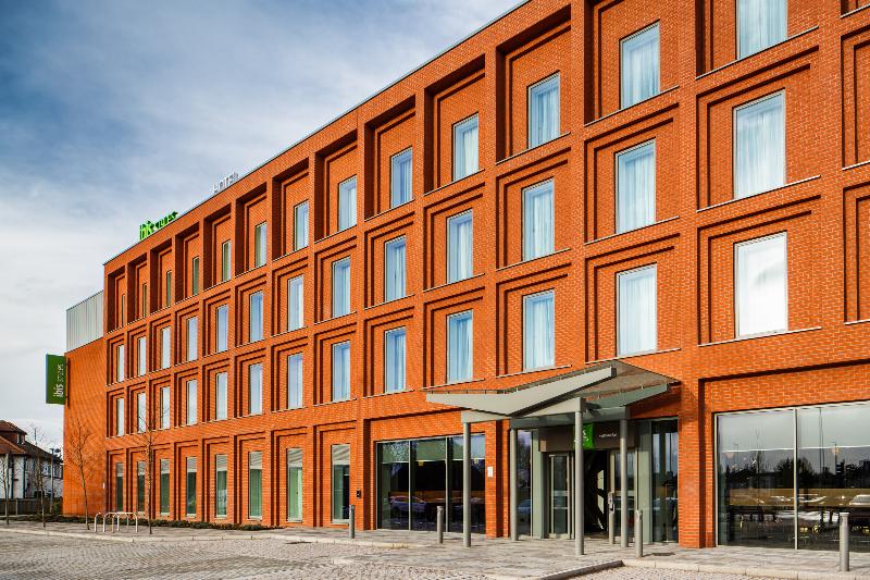 Ibis Styles London Heathrow East - Genel