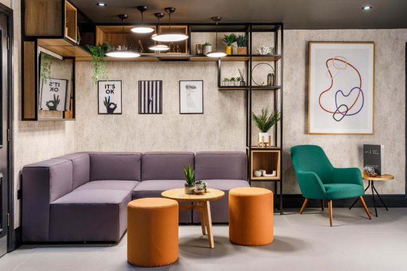 Ibis Wakefield East Castleford - Lobi