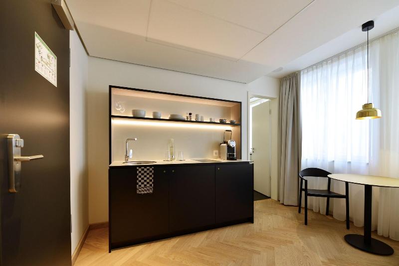 Melter Hotel Apartments - Oda