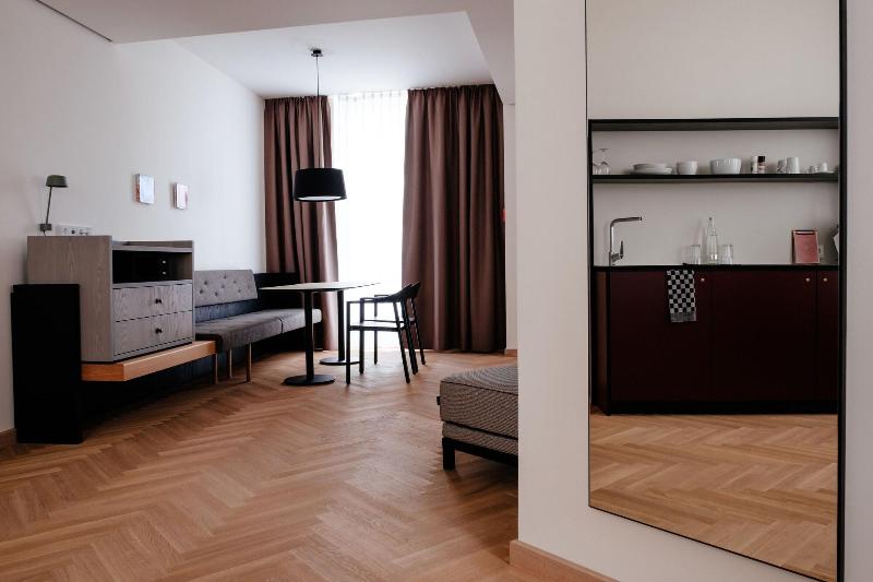 Melter Hotel Apartments - Oda
