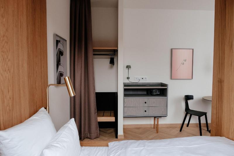 Melter Hotel Apartments - Oda