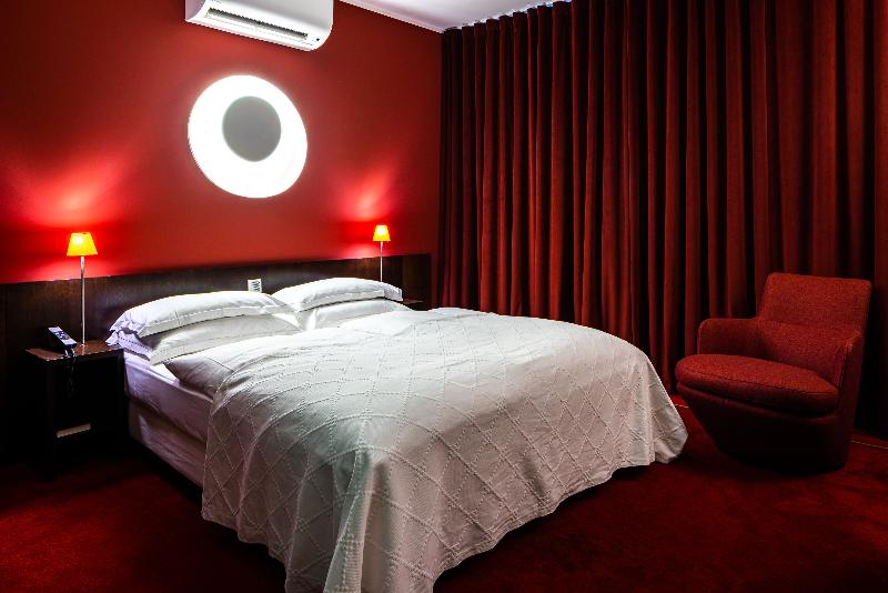 The New Yorker Hotel - Oda