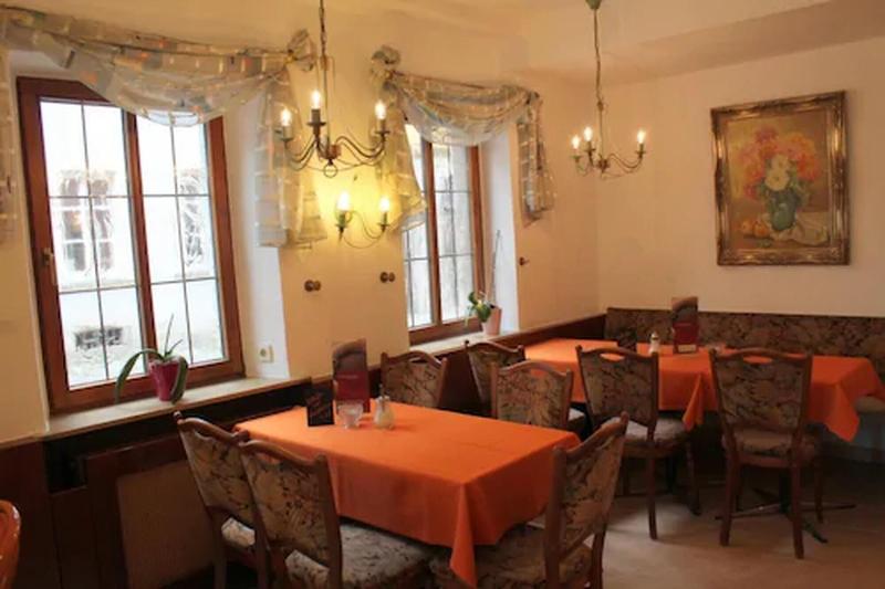 Hocher Hotel Cafe - Restoran