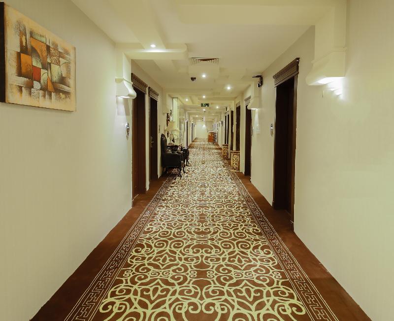 Rest Night Hotel Suites Al Hamra - Lobi