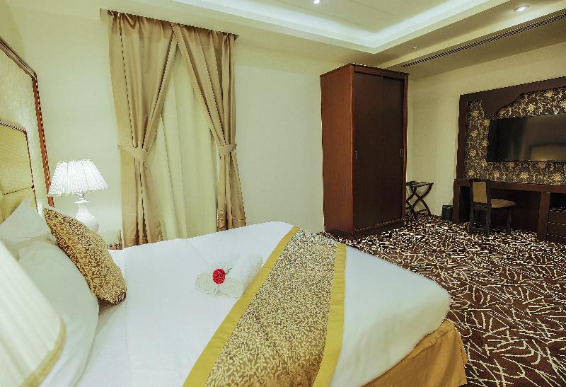 Rest Night Hotel Suites Al Hamra - Oda
