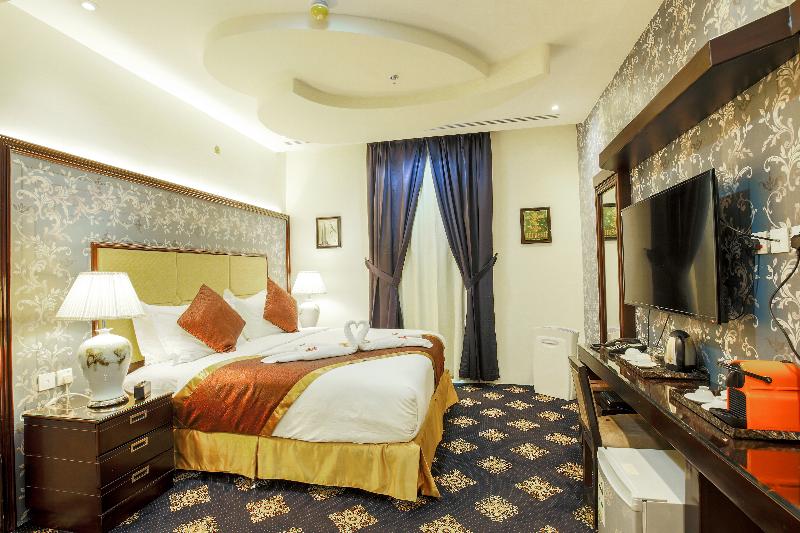 Rest Night Hotel Suites Al Hamra - Oda