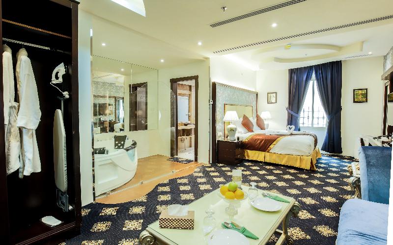 Rest Night Hotel Suites Al Hamra - Oda