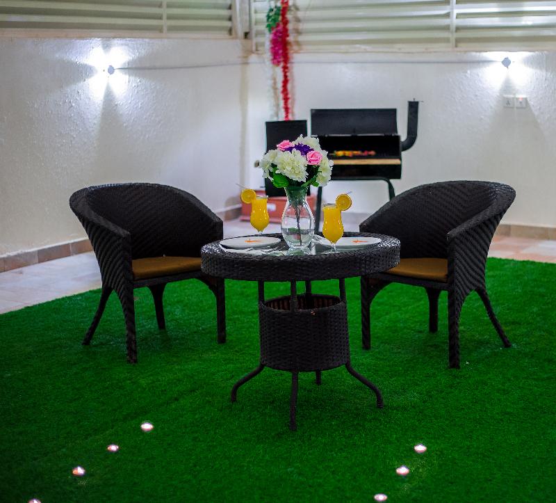 Rest Night Hotel Suites Al Hamra - Oda