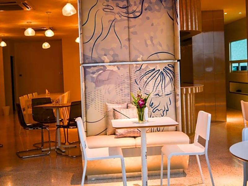 Comet Hotel Surat Thani - Genel