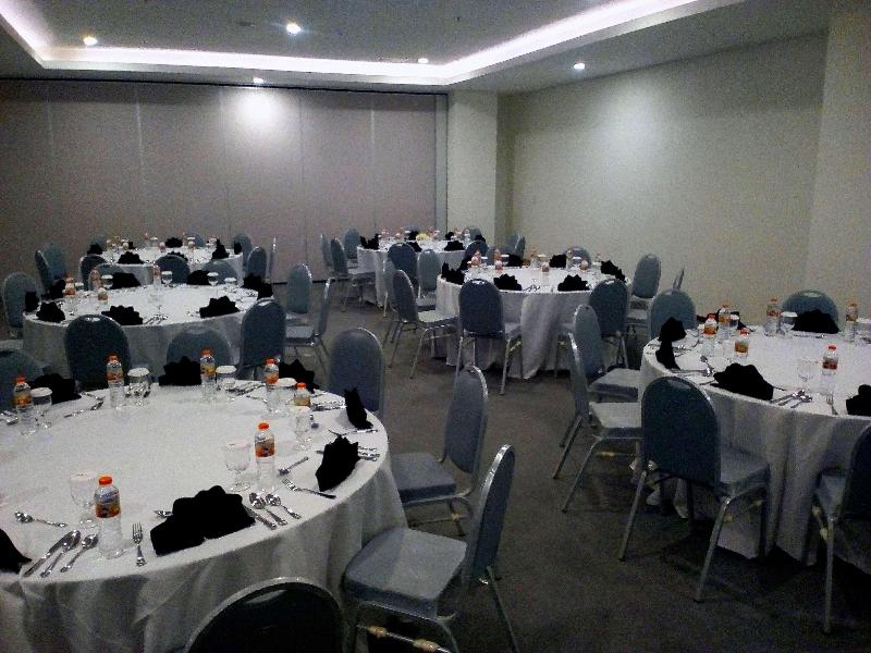 M Hotel Sorong - Toplantı