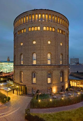 Hotel Wasserturm Cologne, Curio Collection fotoÄŸrafÄ±