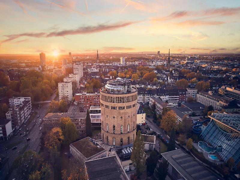 Hotel Wasserturm Cologne, Curio Collection - Genel