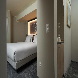 Hotel Wasserturm Cologne, Curio Collection fotoÄŸrafÄ±